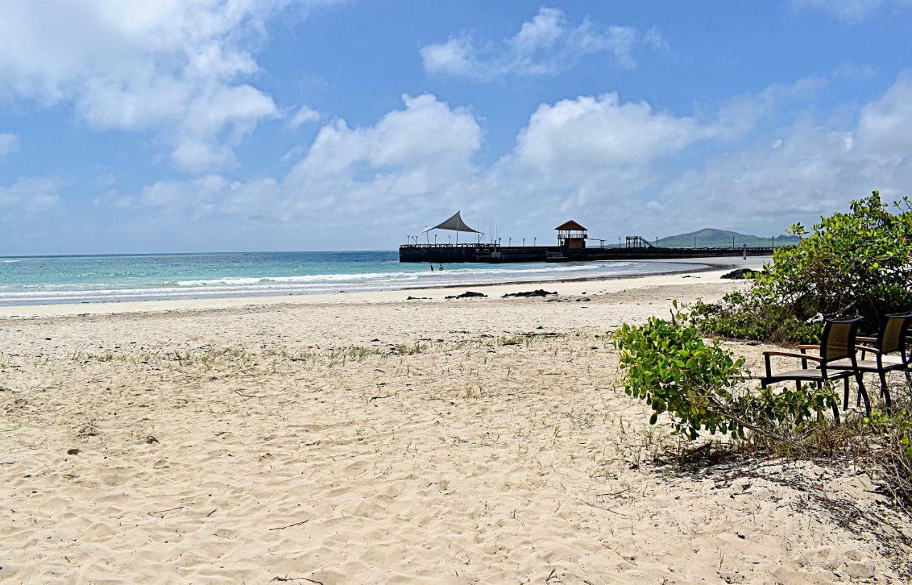 Isamar Hotel Puerto Villamil Exterior photo